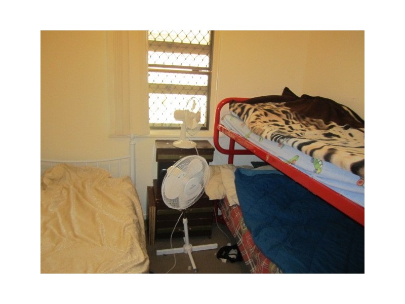 32 Broughton Street, Elizabeth Vale SA 5112