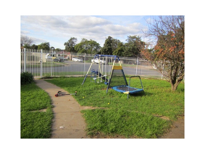 32 Broughton Street, Elizabeth Vale SA 5112