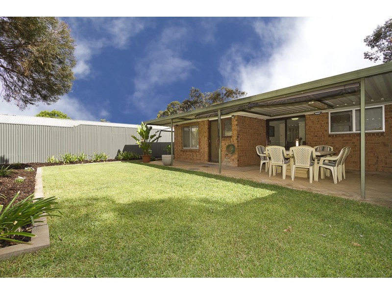 8 Barton Crescent, Burton SA 5110