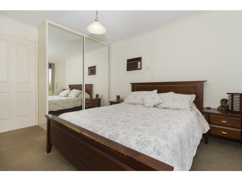 8 Barton Crescent, Burton SA 5110