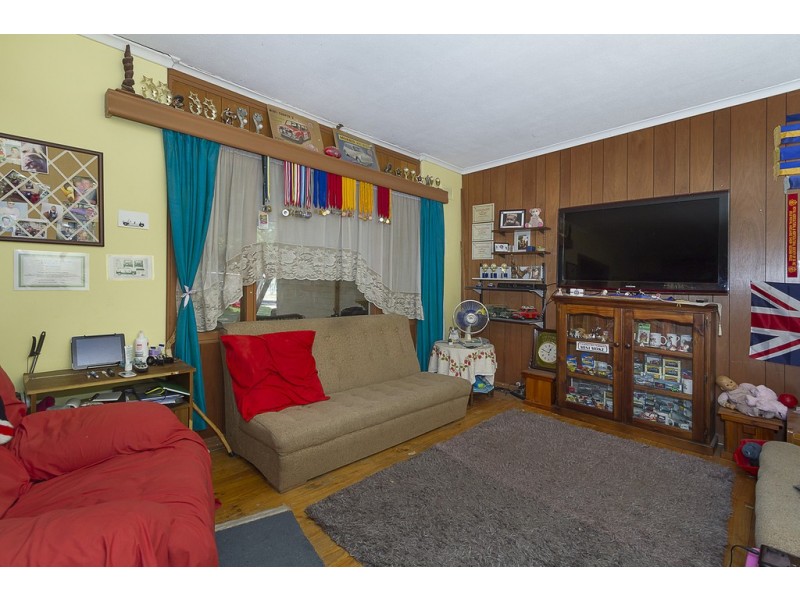 4 Gould Street, Para Hills SA 5096