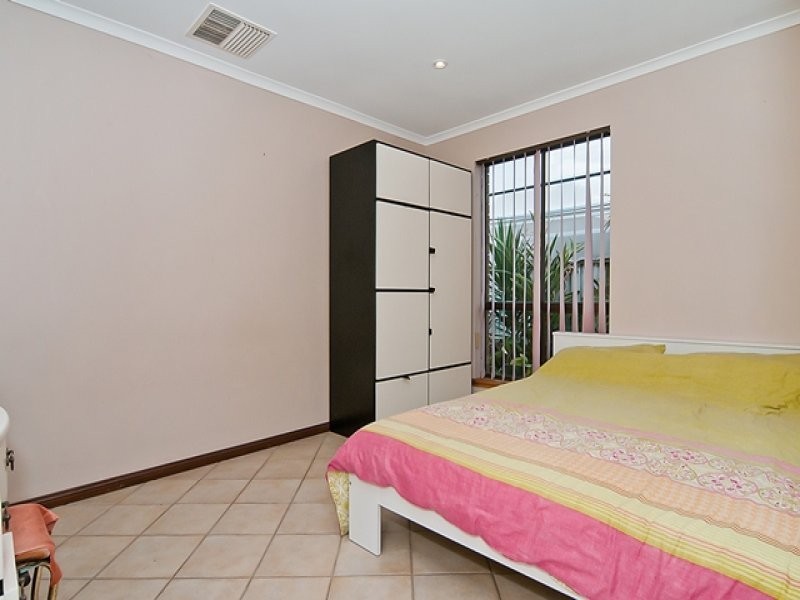 4 Sydney Drive, Salisbury Heights SA 5109