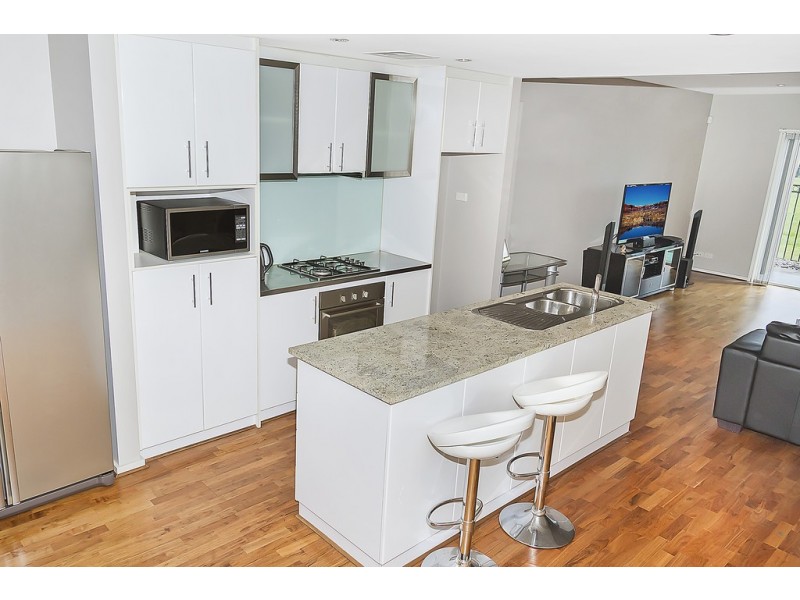 8/270 Mawson Lakes Blvd, Mawson Lakes SA 5095