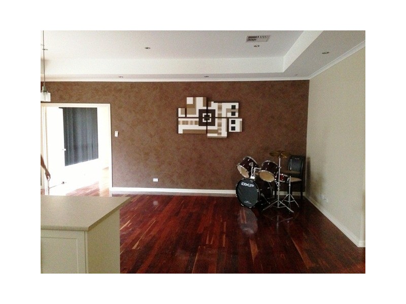 46 Lord Howe Crescent, Mawson Lakes SA 5095