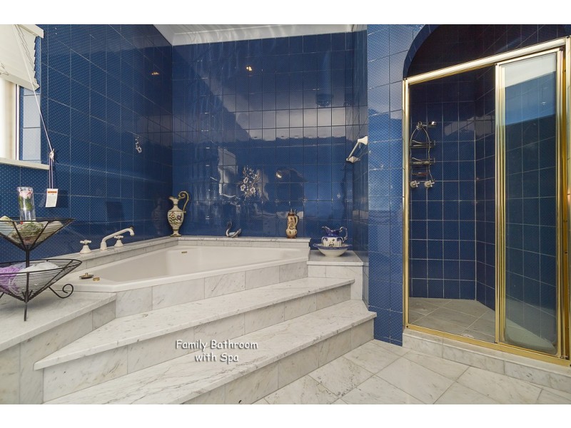 43 Yulinda Terrace, Gulfview Heights SA 5096