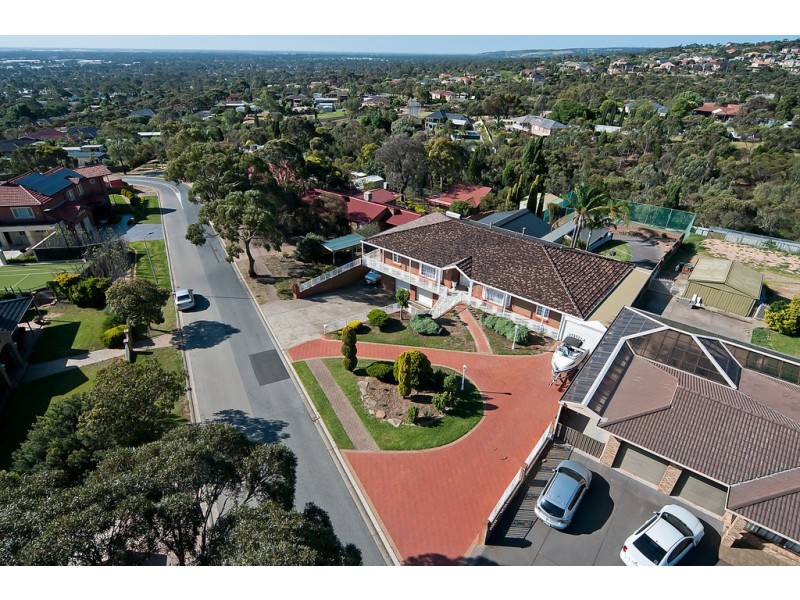 43 Yulinda Terrace, Gulfview Heights SA 5096