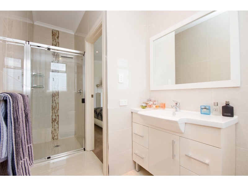 2/23a Coventry Street, Mawson Lakes SA 5095