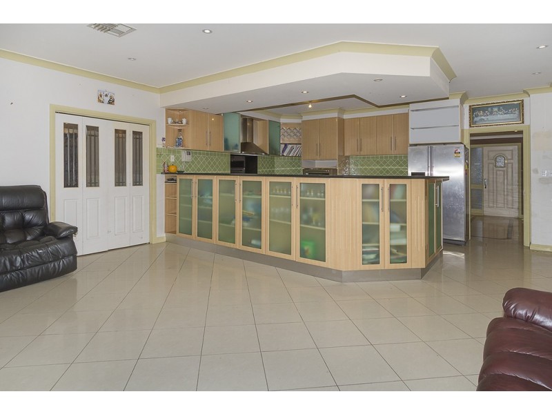 53 Duke Avenue, Para Hills SA 5096