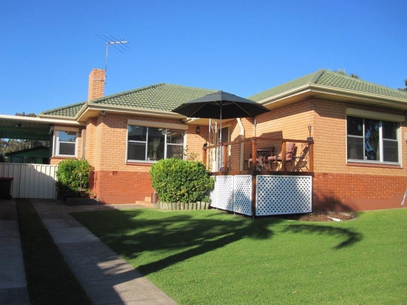 20 Milne Road, Para Hills SA 5096