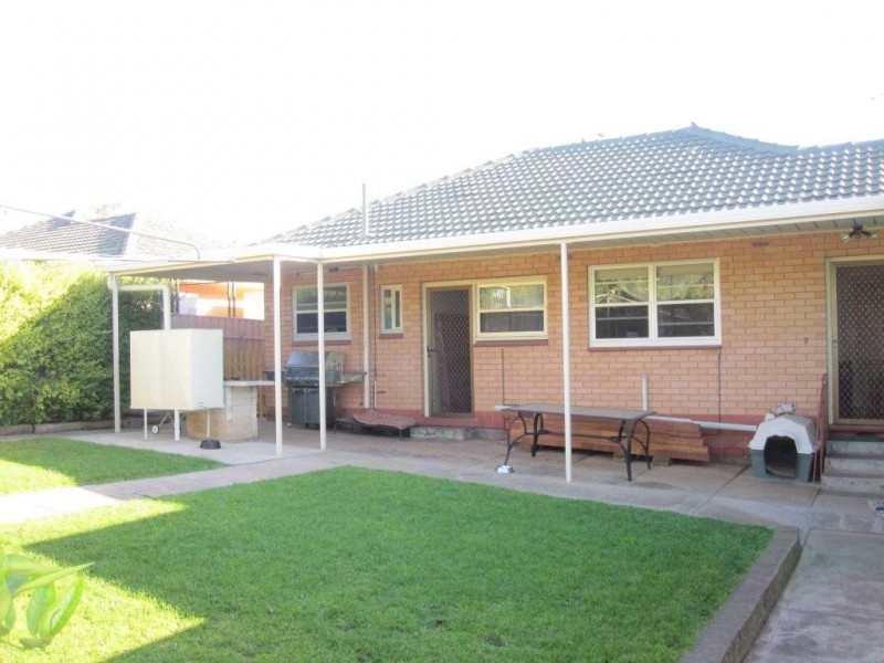 20 Milne Road, Para Hills SA 5096