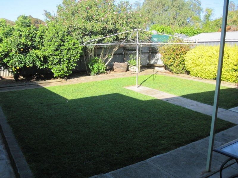 20 Milne Road, Para Hills SA 5096