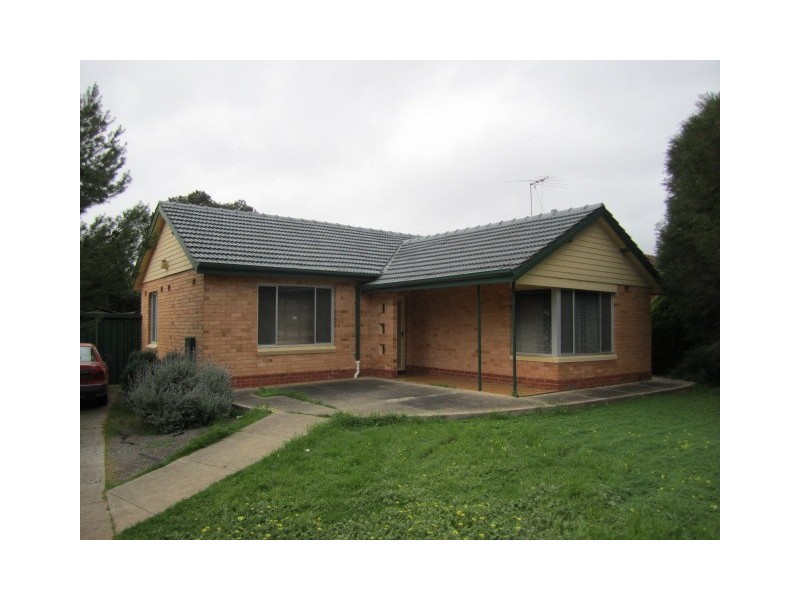 3 Saratoga Road, Elizabeth East SA 5112