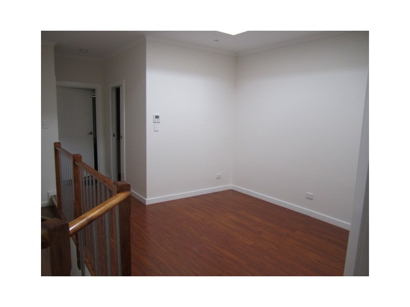 2/23a Coventry Street, Mawson Lakes SA 5095