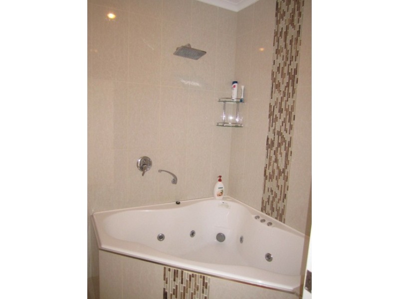 2/23a Coventry Street, Mawson Lakes SA 5095