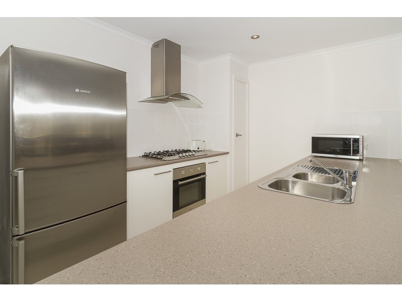 43 Lindsay Avenue, Valley View SA 5093