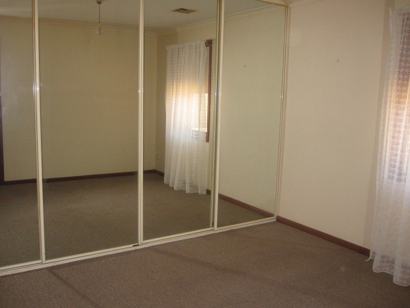 6 Farr Court, Para Hills West SA 5096