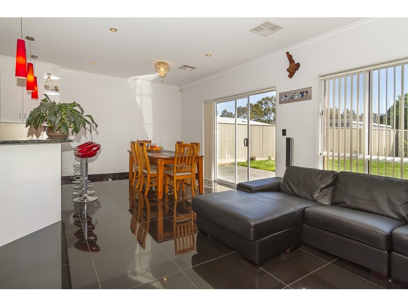 58 Fleming Crescent, Mansfield Park SA 5012