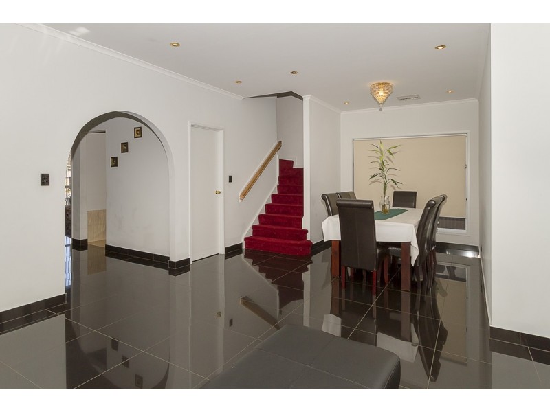 58 Fleming Crescent, Mansfield Park SA 5012