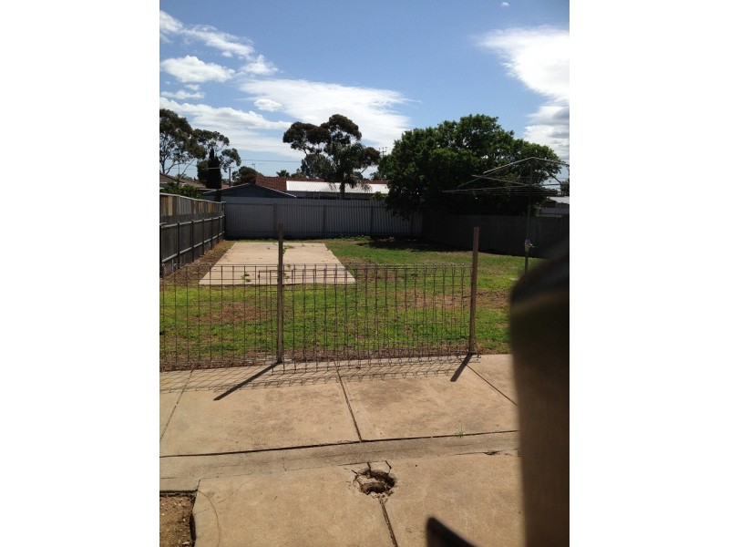 10 Elgin Avenue, Evanston SA 5116