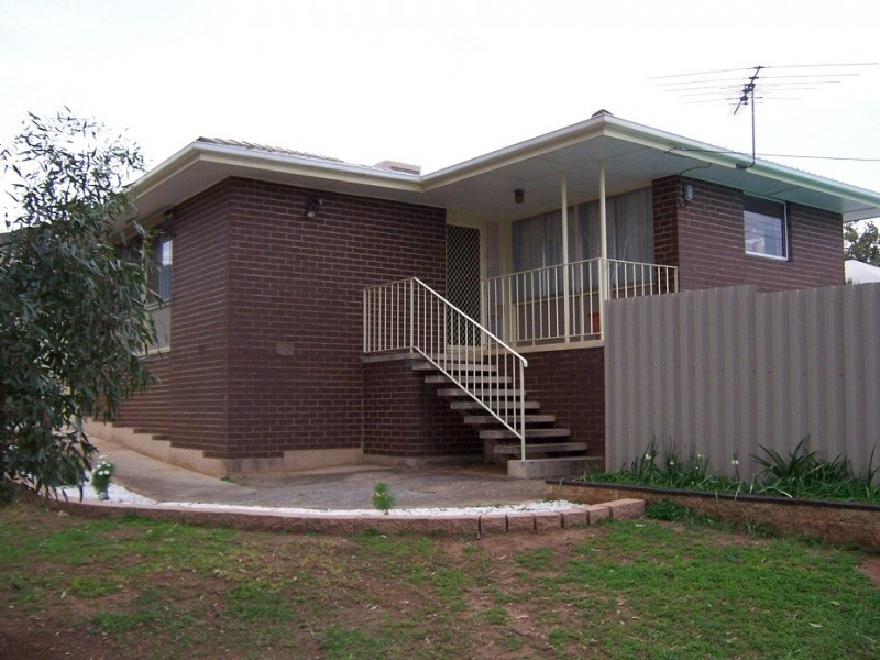 1 Lauder Street, Ingle Farm SA 5098