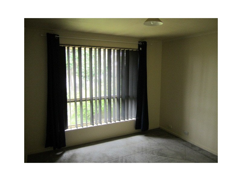 7 Roxby Drive, Parafield Gardens SA 5107