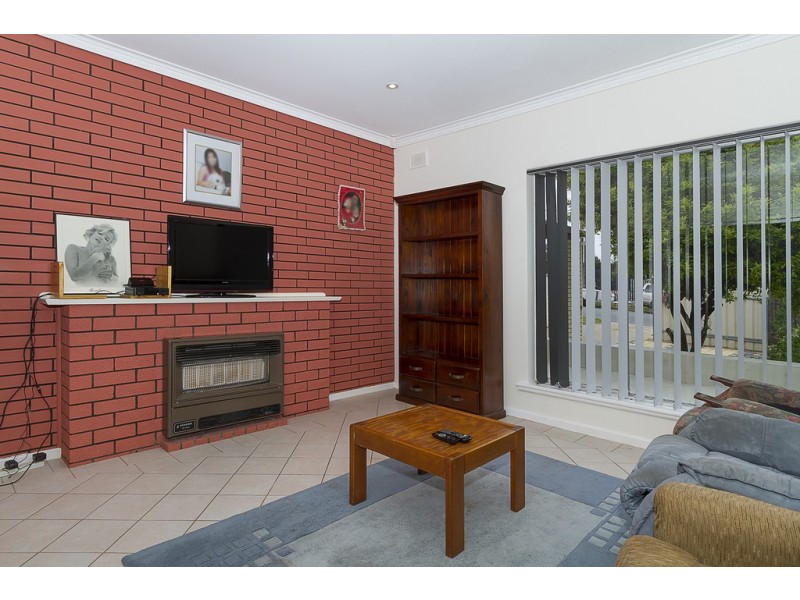 220 Maxwell Road, Para Hills SA 5096