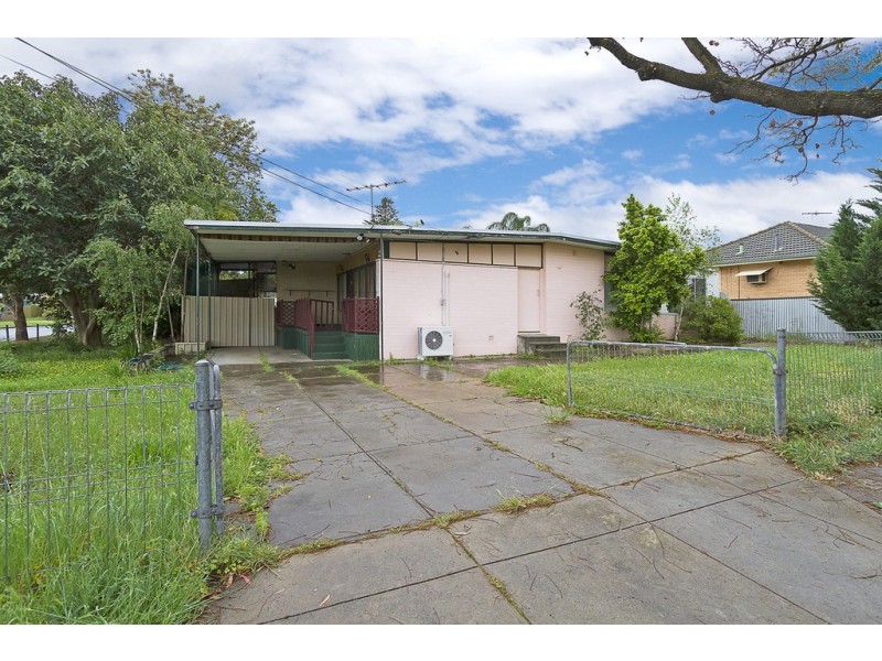 7 Dennis Crescent, Para Hills SA 5096