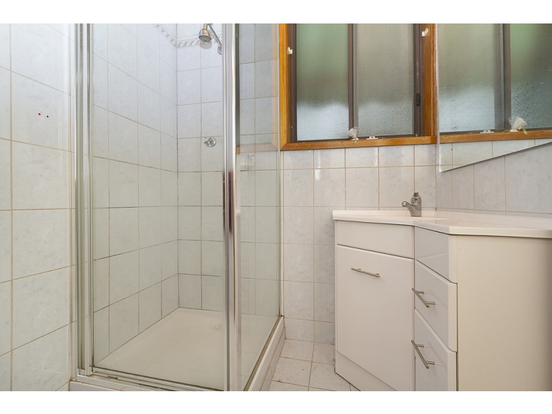 7 Dennis Crescent, Para Hills SA 5096