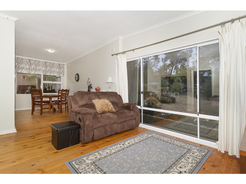 20 Fairway Street, Para Hills SA 5096