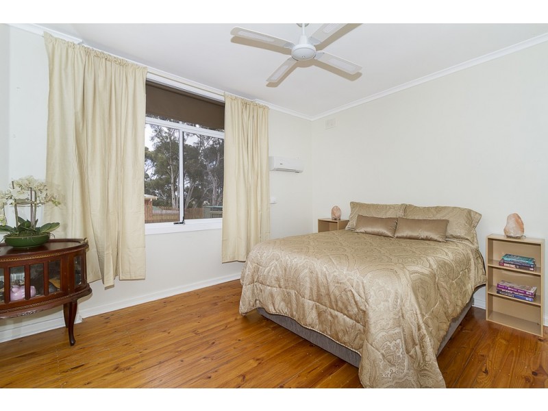20 Fairway Street, Para Hills SA 5096