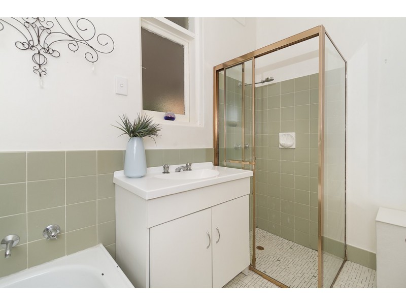 20 Fairway Street, Para Hills SA 5096
