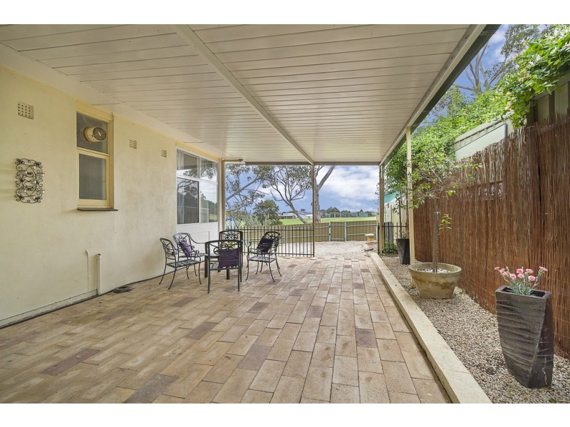 20 Fairway Street, Para Hills SA 5096
