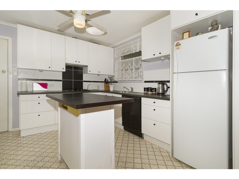 16 Dodd Place, Ingle Farm SA 5098