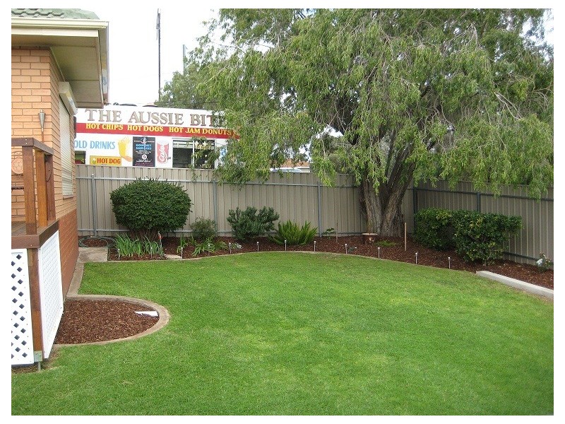 20 Milne Road, Para Hills SA 5096