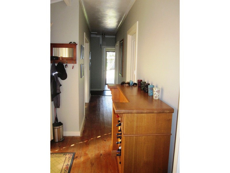 20 Milne Road, Para Hills SA 5096