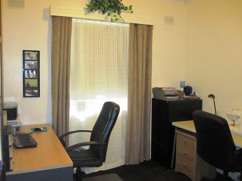 20 Milne Road, Para Hills SA 5096