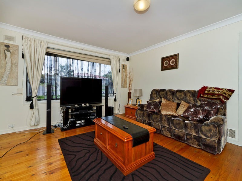 3 Jan Avenue, Para Vista SA 5093