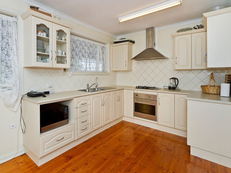 3 Jan Avenue, Para Vista SA 5093