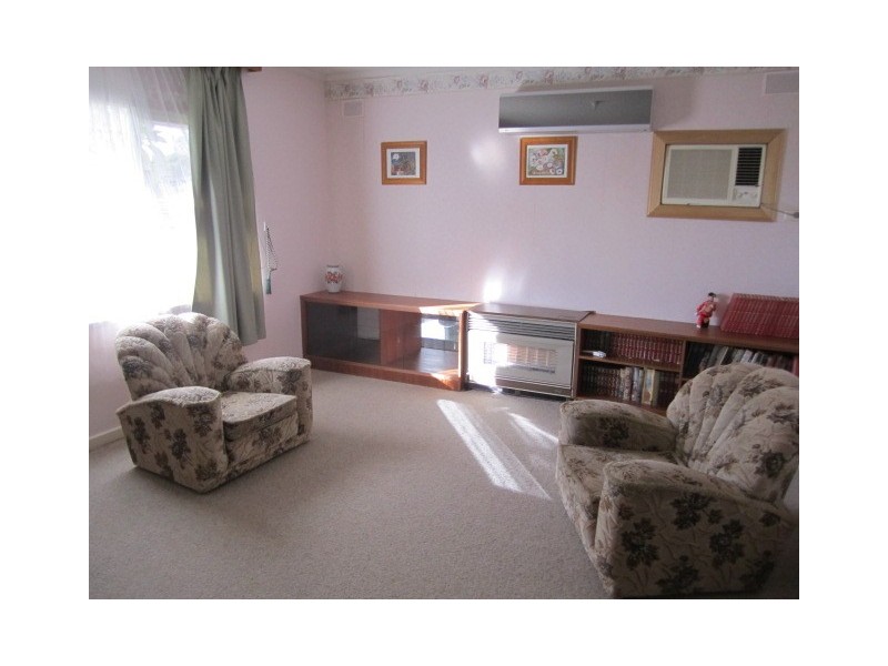 27 Williamson Road, Para Hills SA 5096