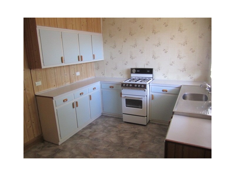 27 Williamson Road, Para Hills SA 5096