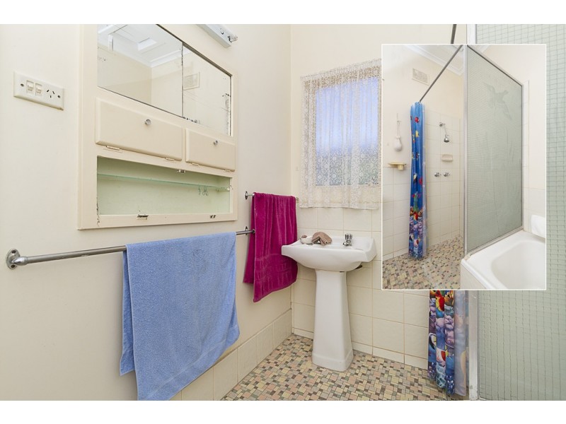 20 Bolton Road, Para Hills SA 5096