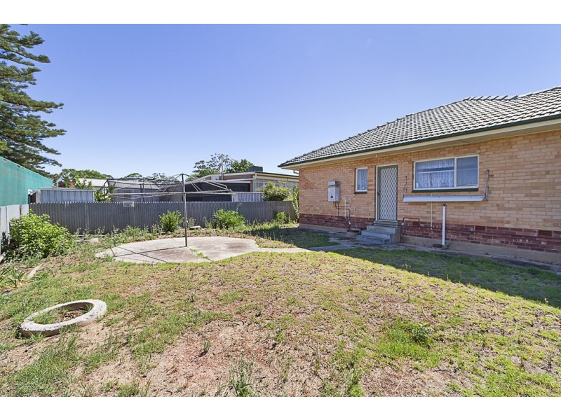 20 Bolton Road, Para Hills SA 5096