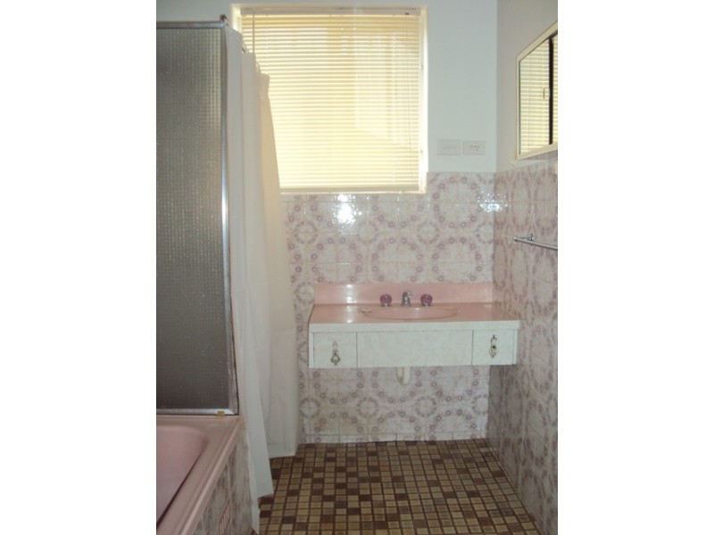 129 Crown Tce, Royal Park SA 5014
