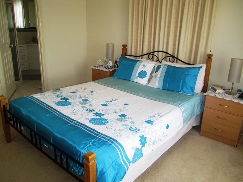 32 Ashwood Circuit, Mawson Lakes SA 5095