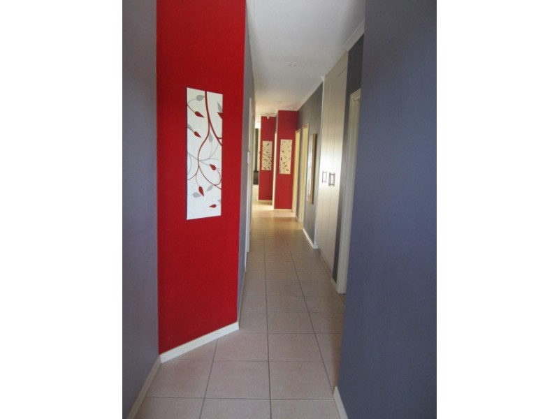 16 Redward Avenue, Greenacres SA 5086