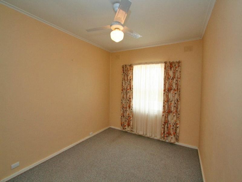 47 McKenzie Road, Elizabeth Downs SA 5113