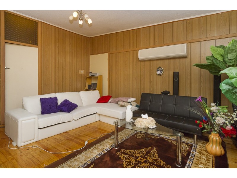 7 Dennis Crescent, Para Hills SA 5096