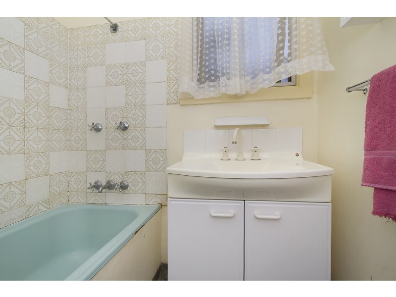 3 Bush Street, Elizabeth Downs SA 5113