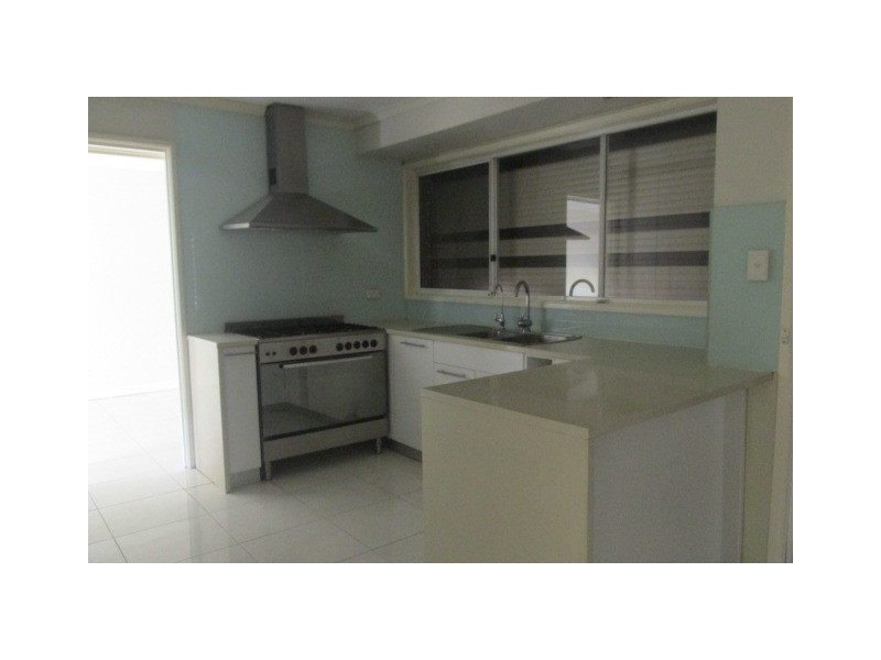 18 Dorian Street, Para Vista SA 5093