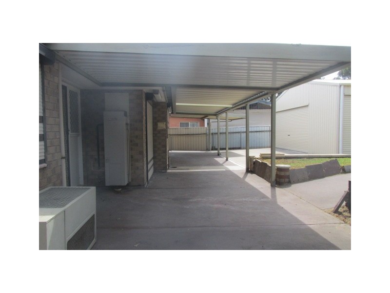 18 Dorian Street, Para Vista SA 5093